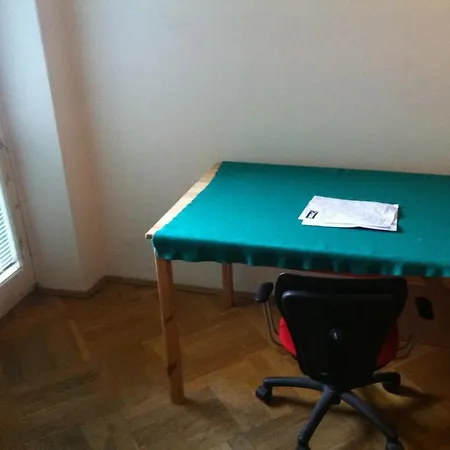 Close To Downtown Apartament *
