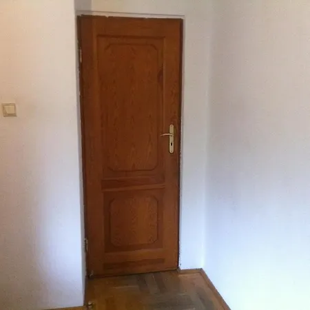 Close To Downtown Apartament *